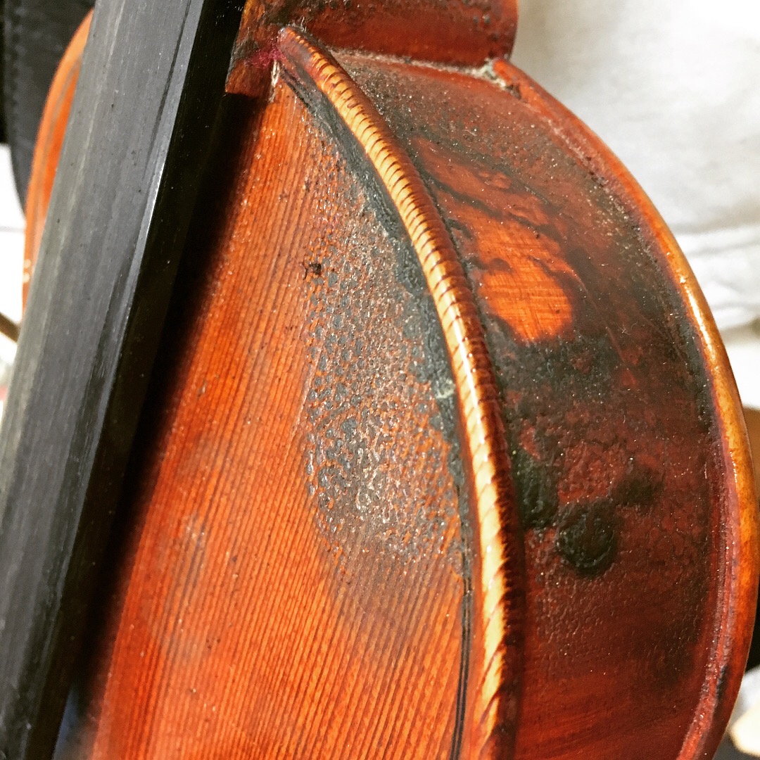 Image of the repaired instrument.